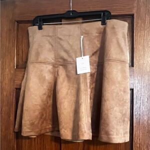 LC Lauren Conrad Paneled Mini Skirt Faux Suede Extra Large Tan Flair Skater
